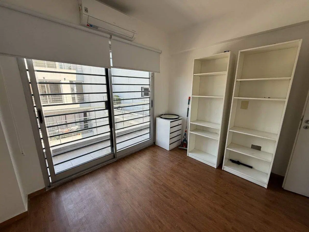 DEPARTAMENTO 2 AMBIENTES VENTA MONTE CASTRO 5