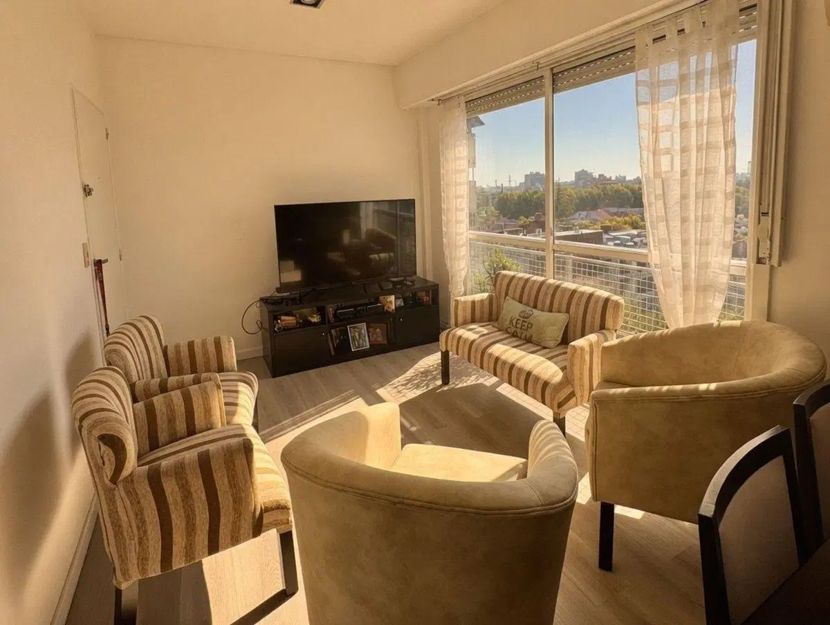 VENTA SEMIPISO 2 AMB C/COCHERA Y BAULERA - DEVOTO 3