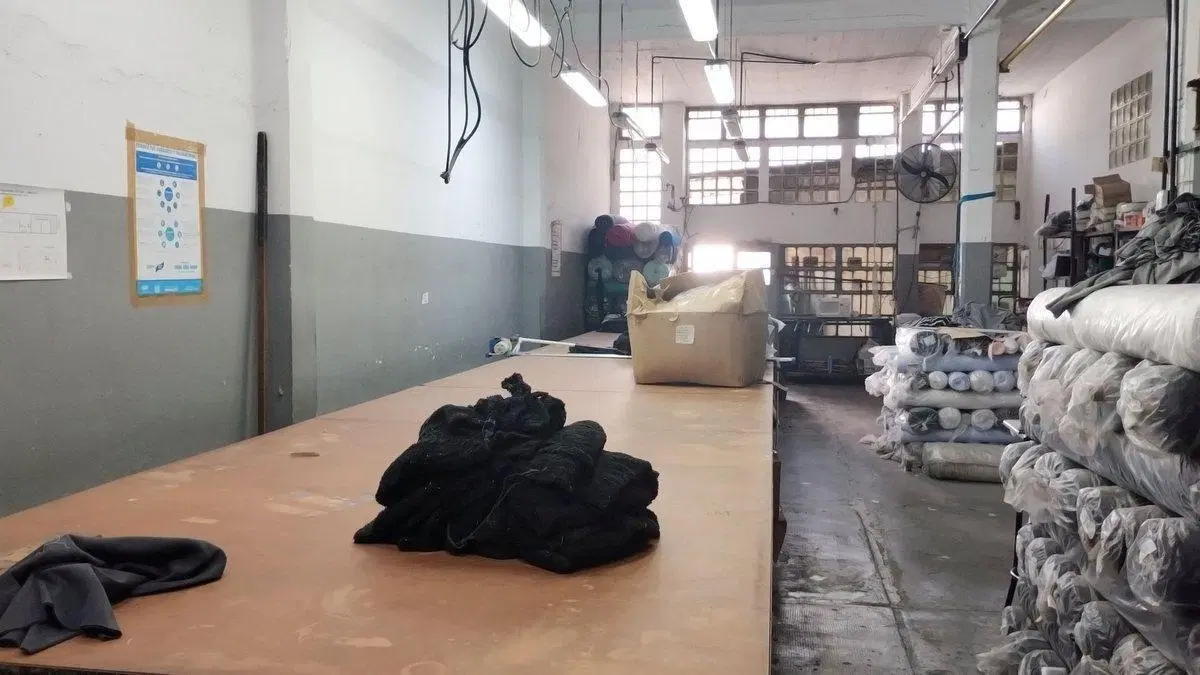 ALQUILER DEPOSITO CON ENTRADA PARA CAMIONES 5