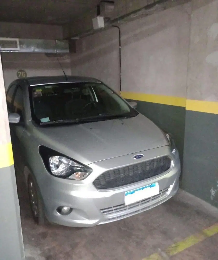 VENTA COCHERA CUBIERTA EN PALERMO 3