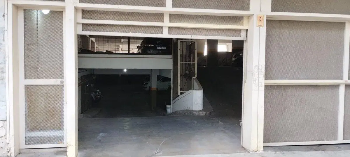 COCHERA EN VENTA BARRIO MONTE CASTRO 4
