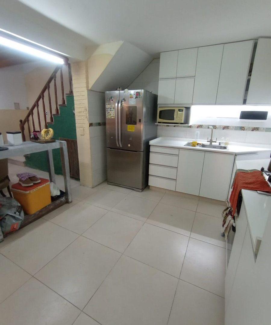 Foto de VENTA CASA EN 2 PLANTAS C/COCHERA FLORESTA NORTE, imagen 2