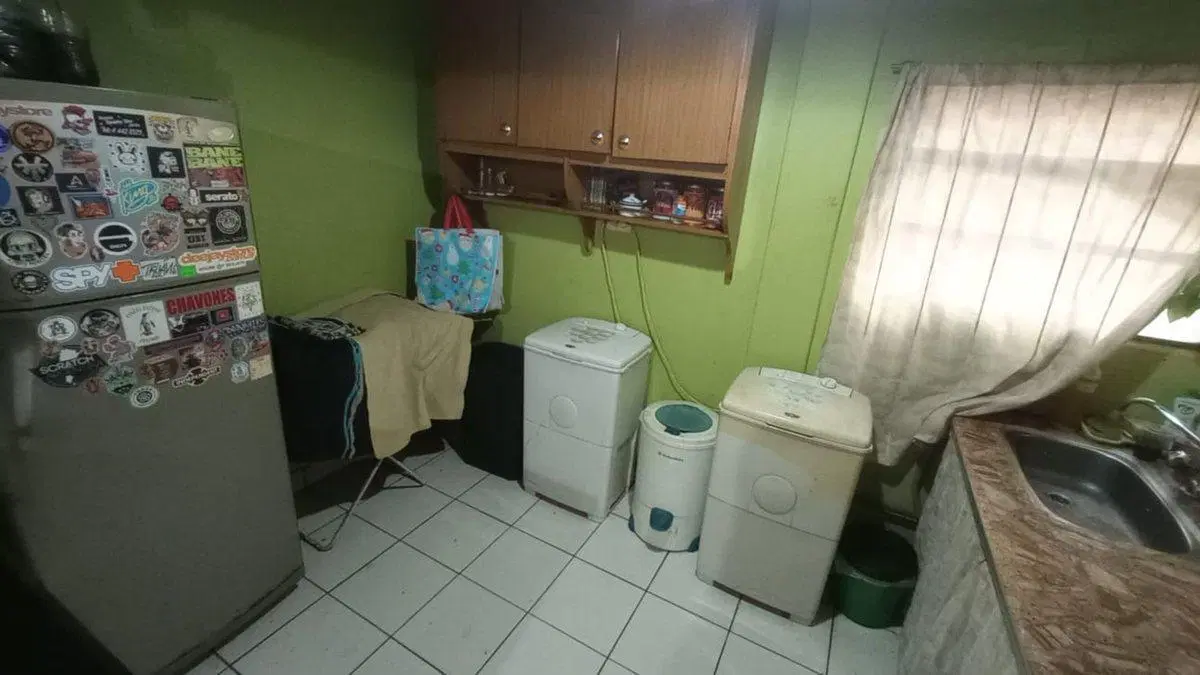 VENTA PH 3 AMB. CIUDADELA PRIMER PISO POR ESCALERA 4