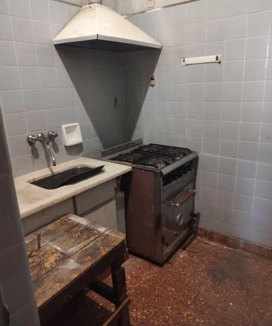 VENTA DEPOSITO EN 5 PLANTAS C/MONTACARGA 8