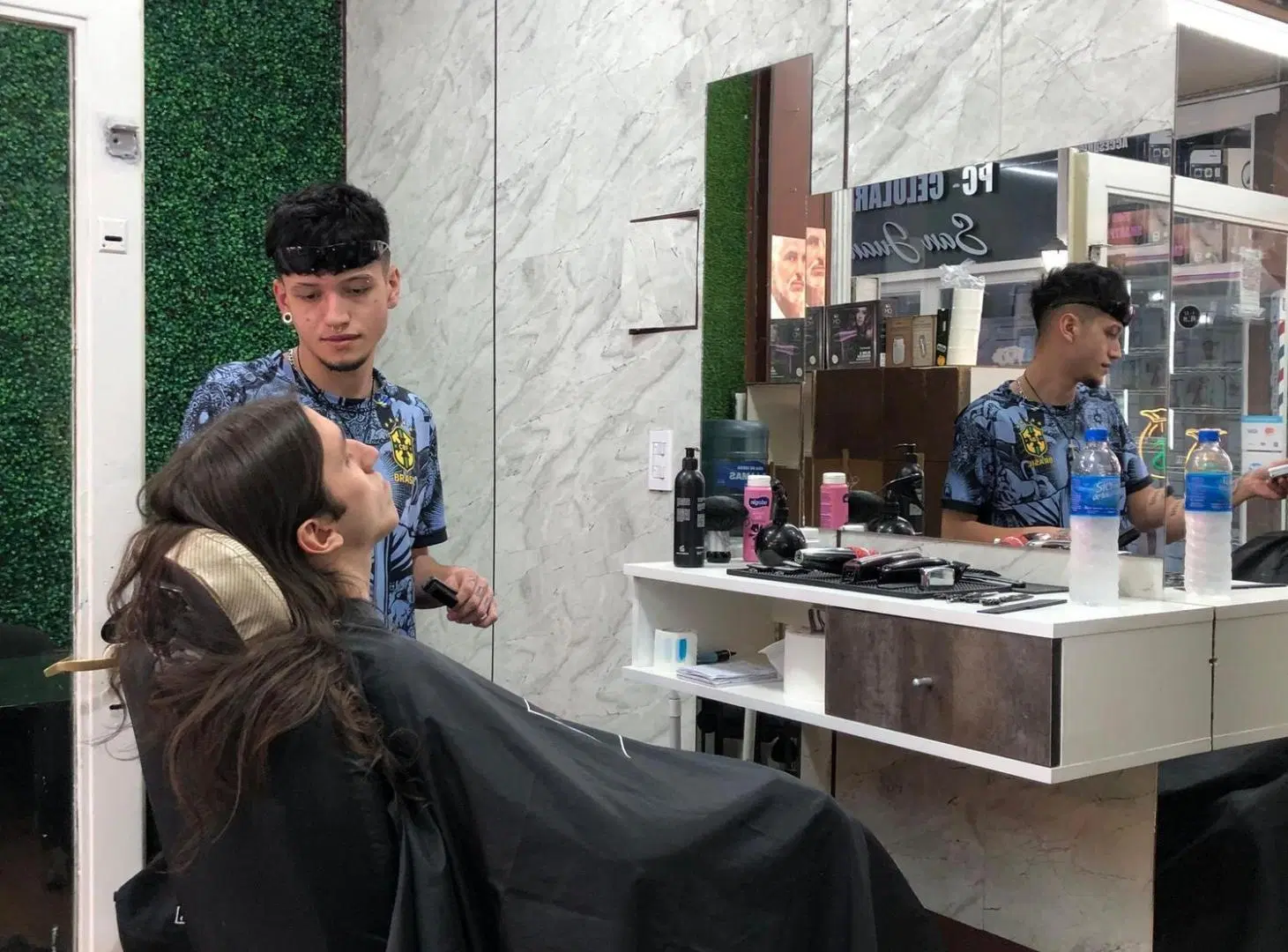 VENTA LOCAL CON RENTA BOEDO EN GALERIA COMERCIAL 3