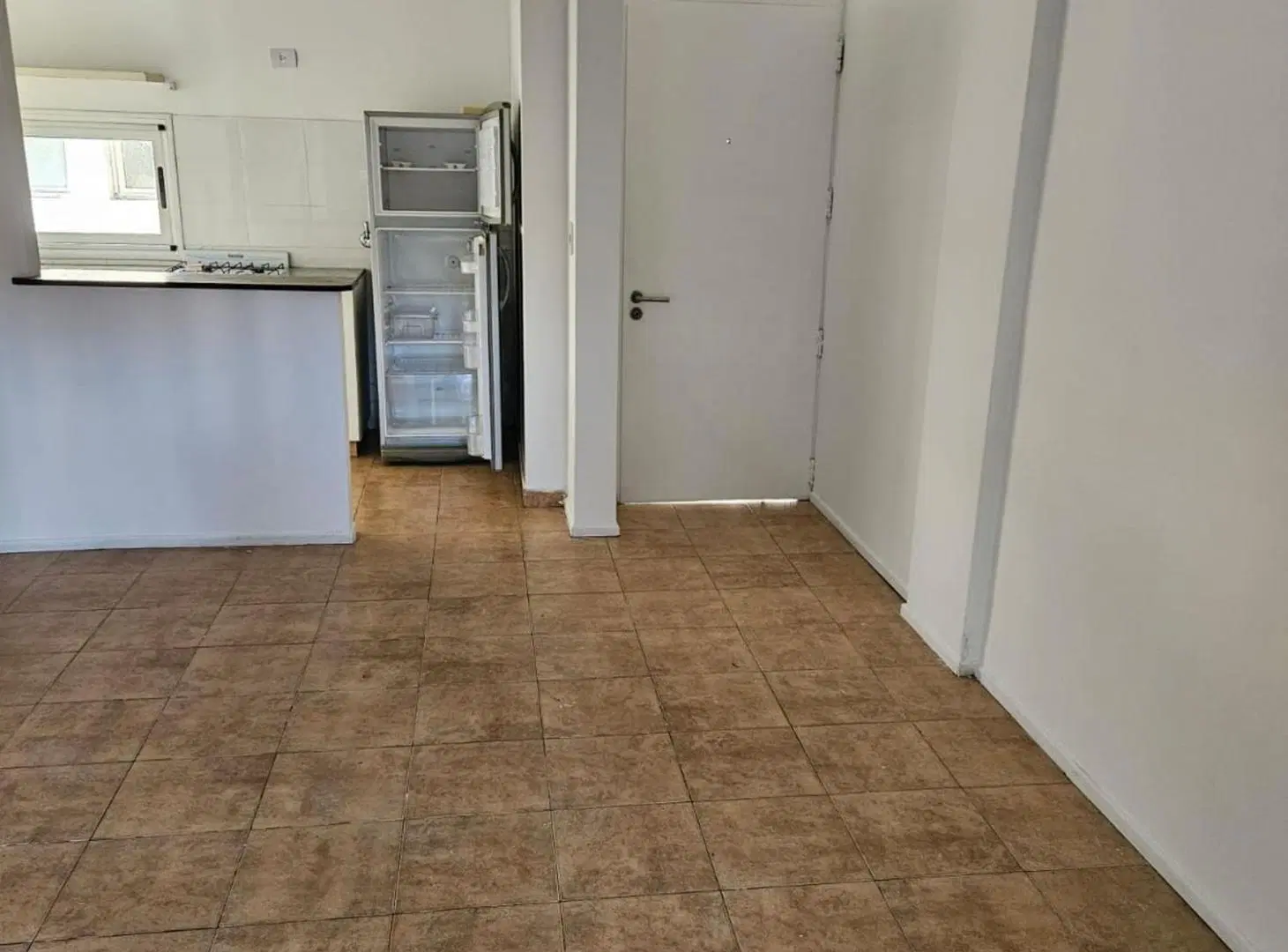 Alquiler Departamento 2 Ambientes C/Cochera Desc 4