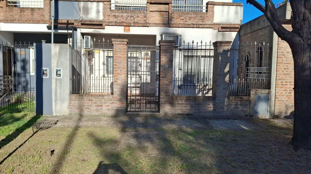 Casa en Venta tipo duplex zona residencial 2