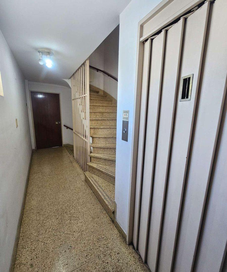 Foto de Venta Departamento 4 Amb. Flores c/baulera, imagen 3