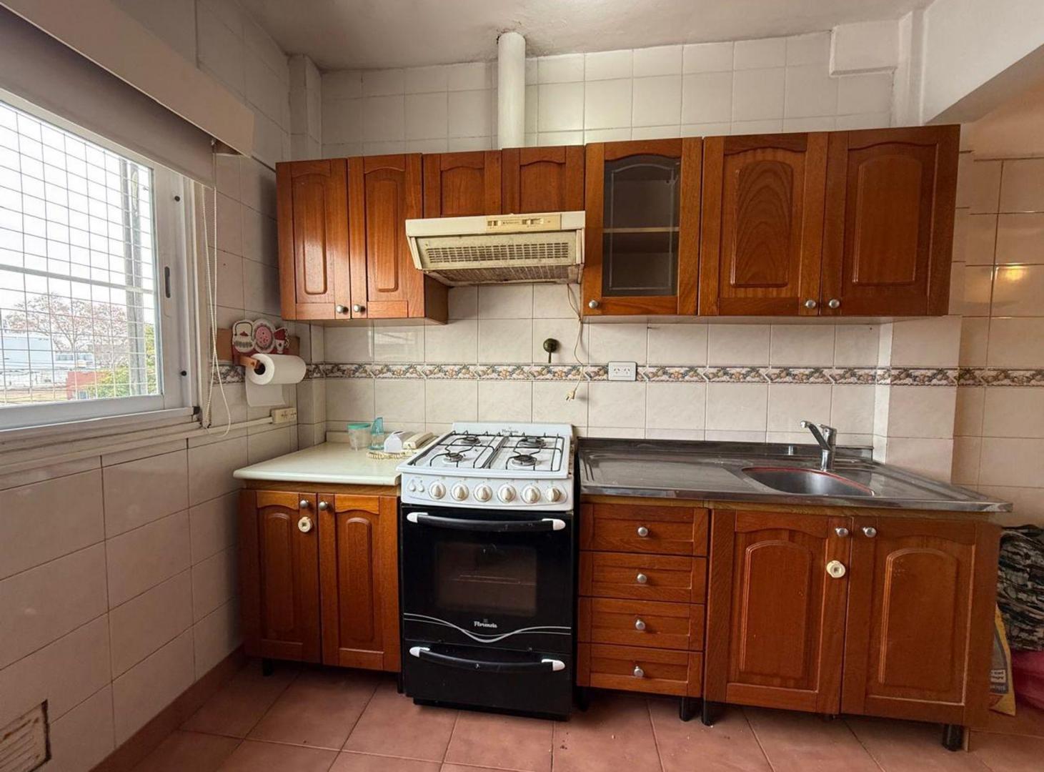 Foto de VENTA PH 3 AMB MONTE CASTRO, imagen 1