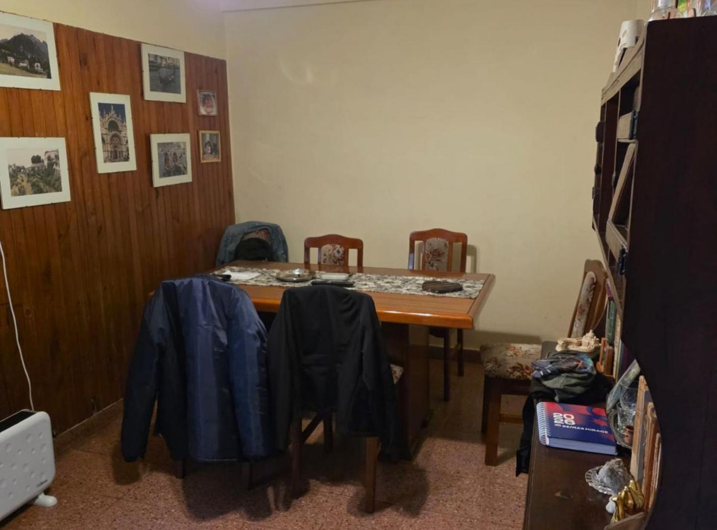 Foto de VENTA DPTO 2 AMBIENTES - MONTE CASTRO, imagen 4