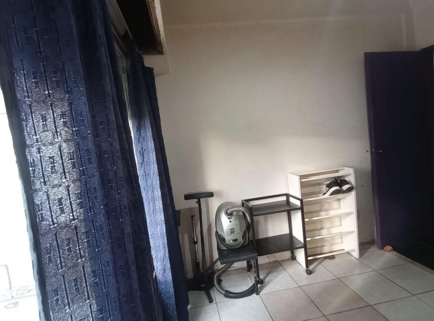 Foto de VENTA PH 3 AMB. CIUDADELA PRIMER PISO POR ESCALERA, imagen 3