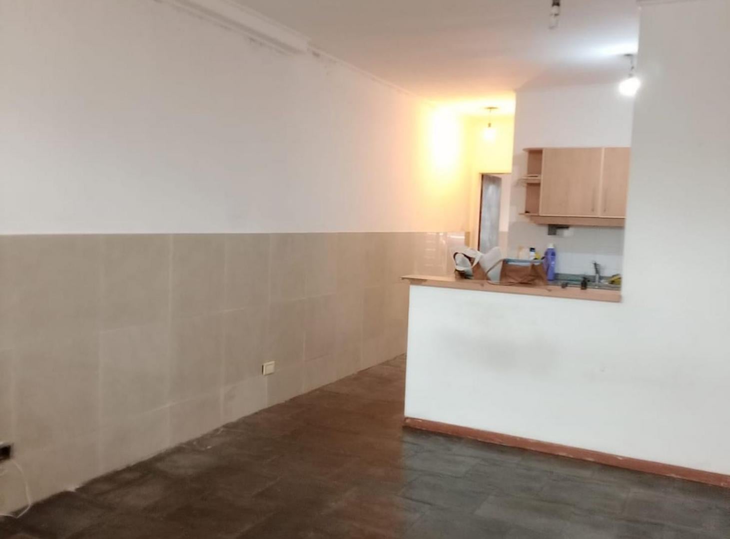 Foto de VENTA PH 2 AMBIENTES EN SAAVEDRA C/PATIO, imagen 5