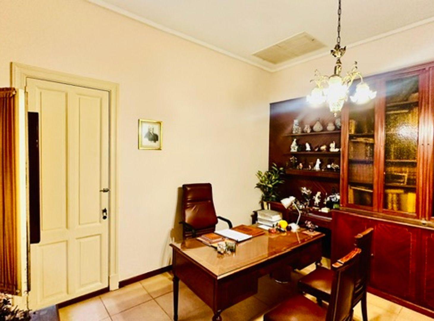 Foto de VENTA CASA 5 AMBIENTES C/PATIO - MONTE CASTRO, imagen 5
