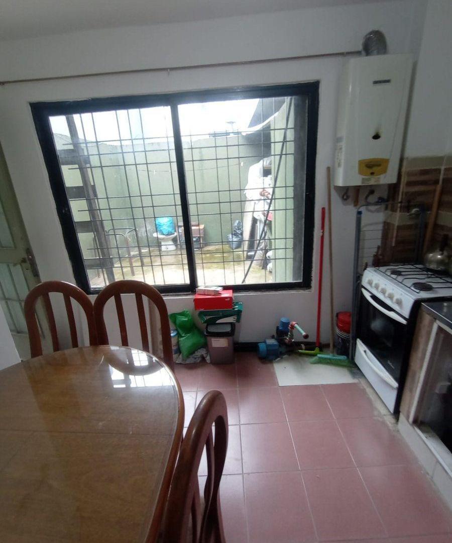 Foto de VENTA PH EN BLOCK CASEROS OPORTUNIDAD, imagen 3