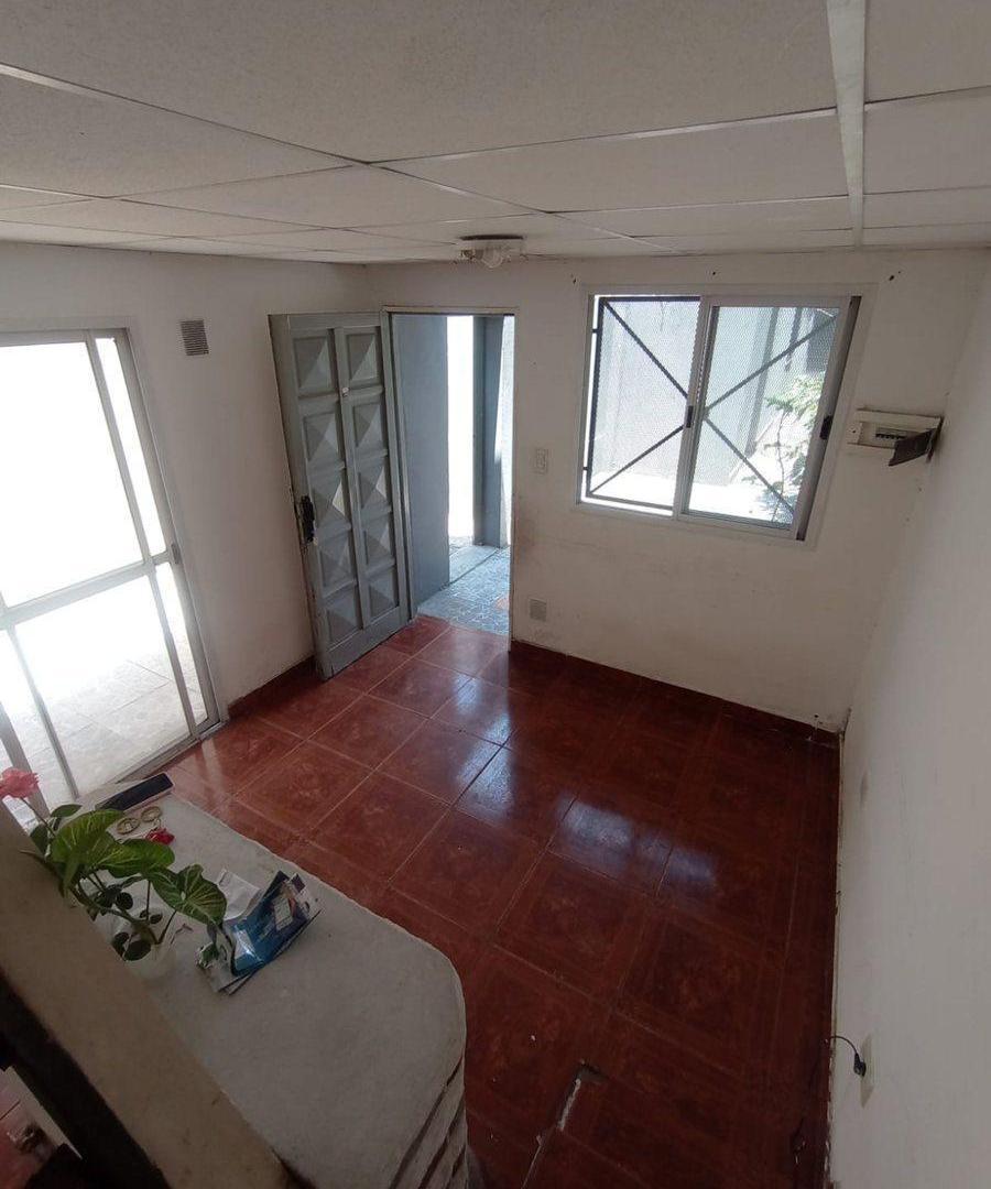Foto de VENTA PH EN BLOCK CASEROS OPORTUNIDAD, imagen 5