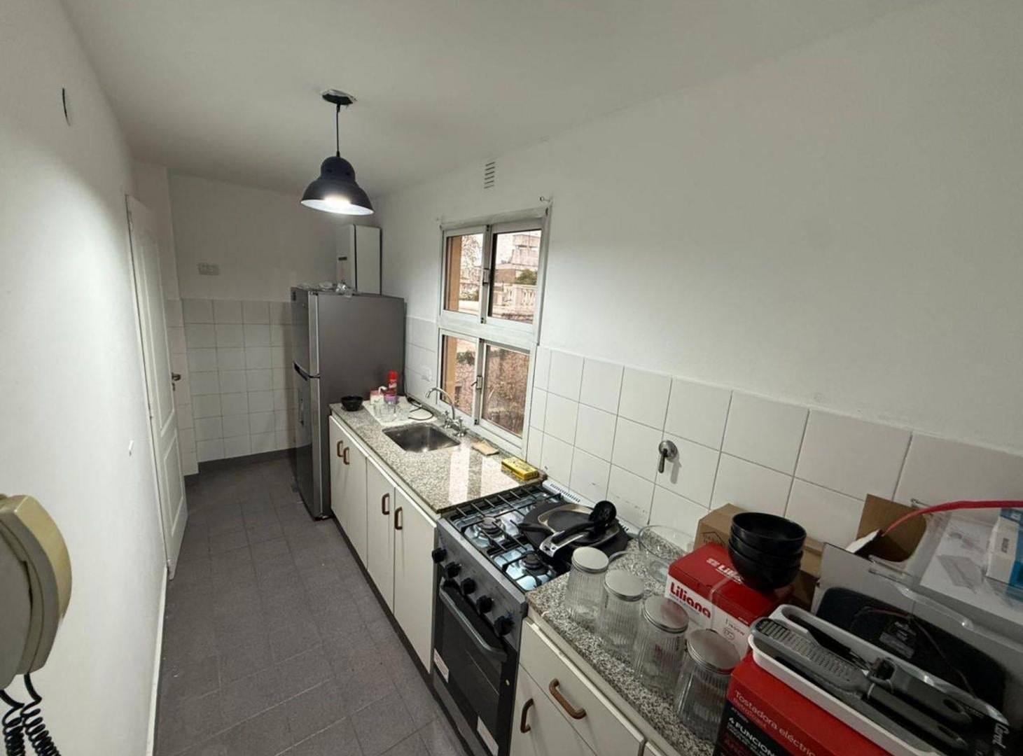 Foto de VENTA DEPTO 2 AMB EN DEVOTO AMOBLADO REFACCIONADO, imagen 3