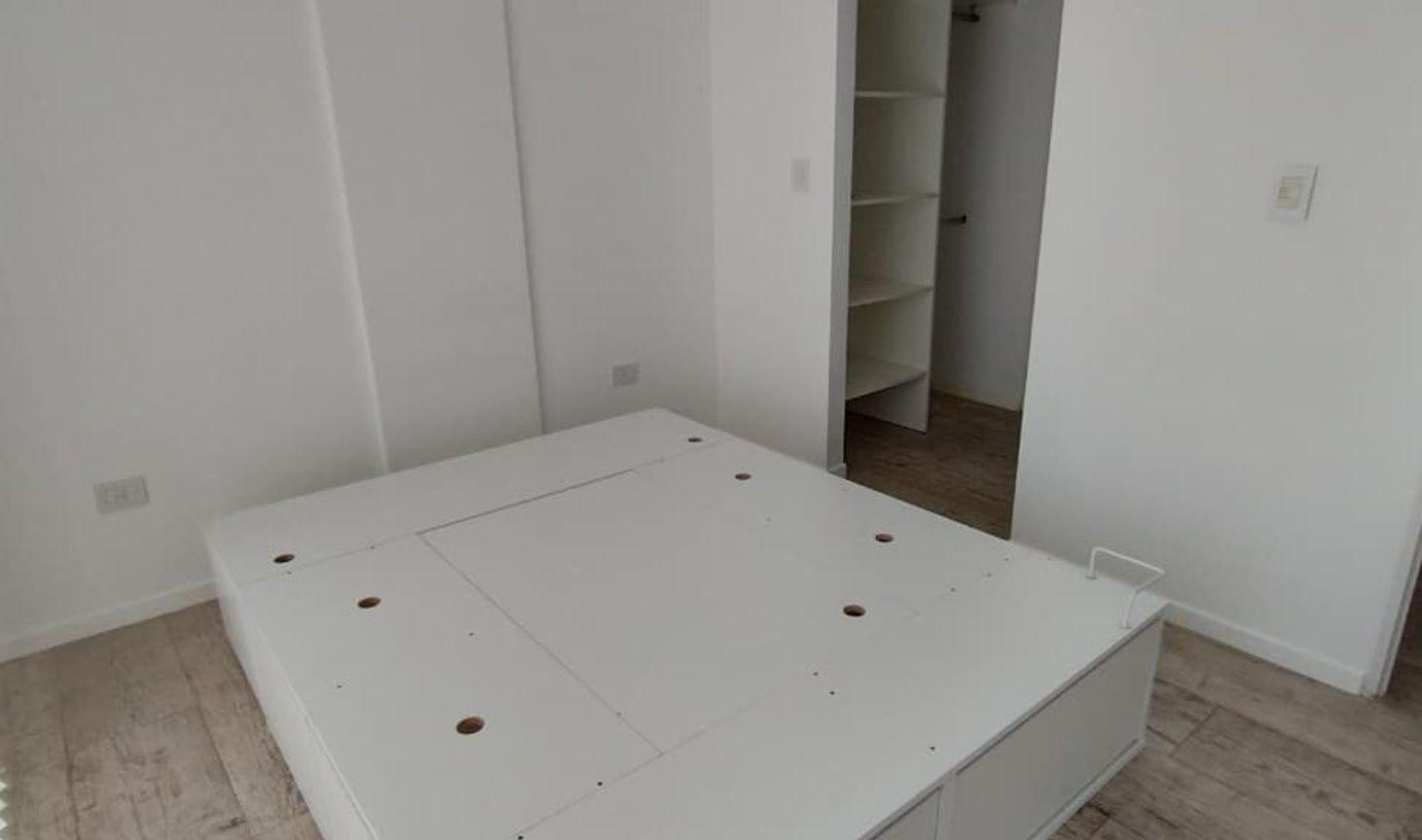 Foto de EXCELENTE DEPARTAMENTO 2 AMB. EN VILLA DELPARQUE, imagen 3