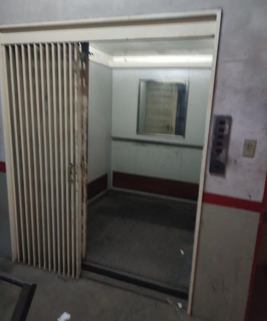 Foto de VENTA DEPOSITO EN 5 PLANTAS C/MONTACARGA, imagen 5