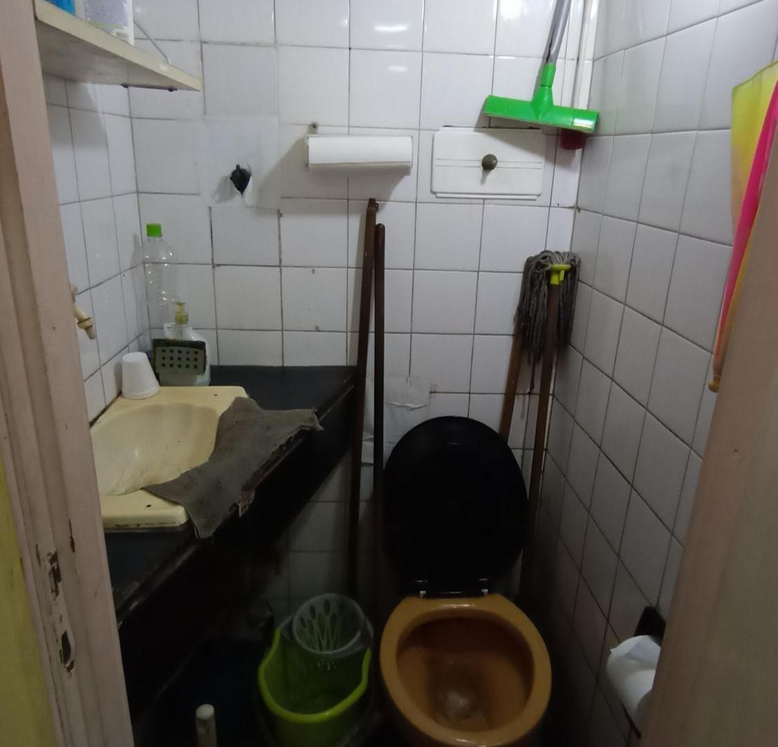 Foto de LOCAL EN VENTA SOBRE CALLE CUENCA - VILLA SANTA RI, imagen 3