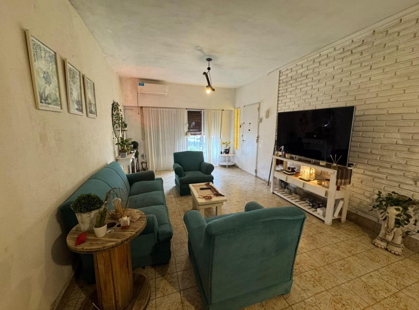 Foto de VENTA CASA 3 AMB C/COCHERA Y PATIO, imagen 1