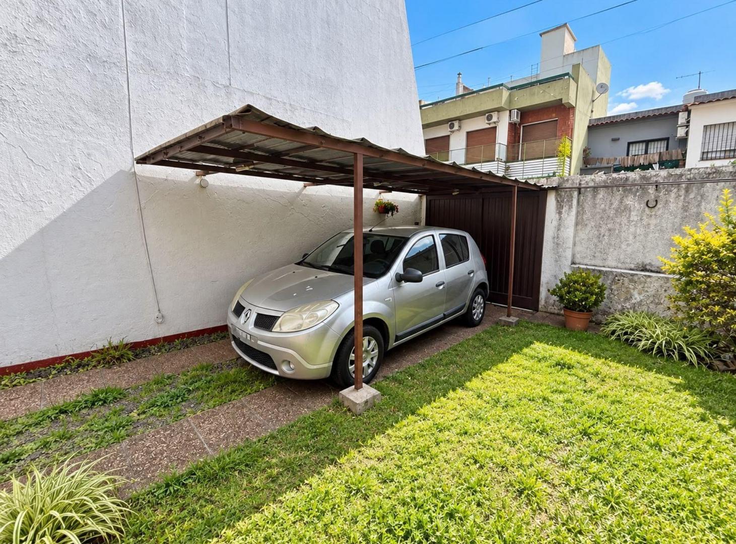 Foto de TERRENO EN LOTE PROPIO CON QUINCHO – VERSALLES, imagen 4