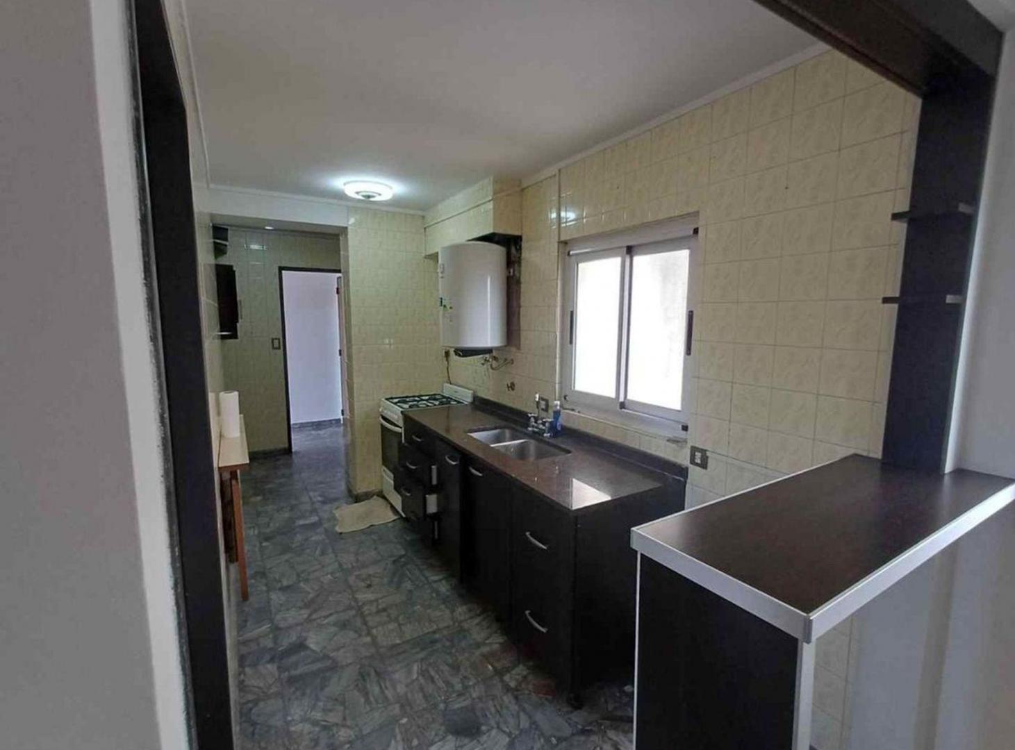 Foto de VENTA DEPTO 4 AMBIENTES C/BALCON EN BOEDO, imagen 5