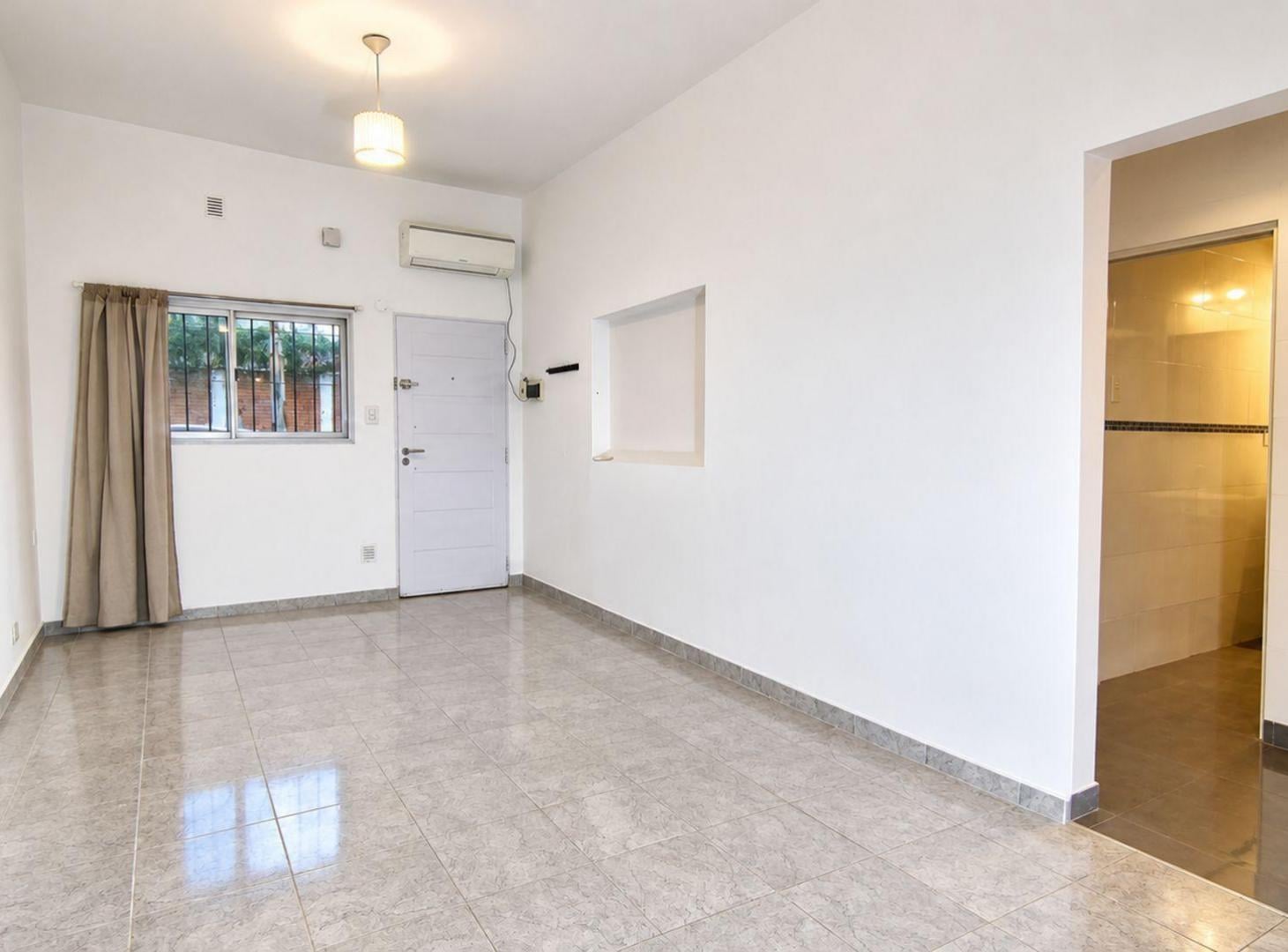 Foto de Venta Comodo PH 3 Ambientes Planta Baja Ballester, imagen 5