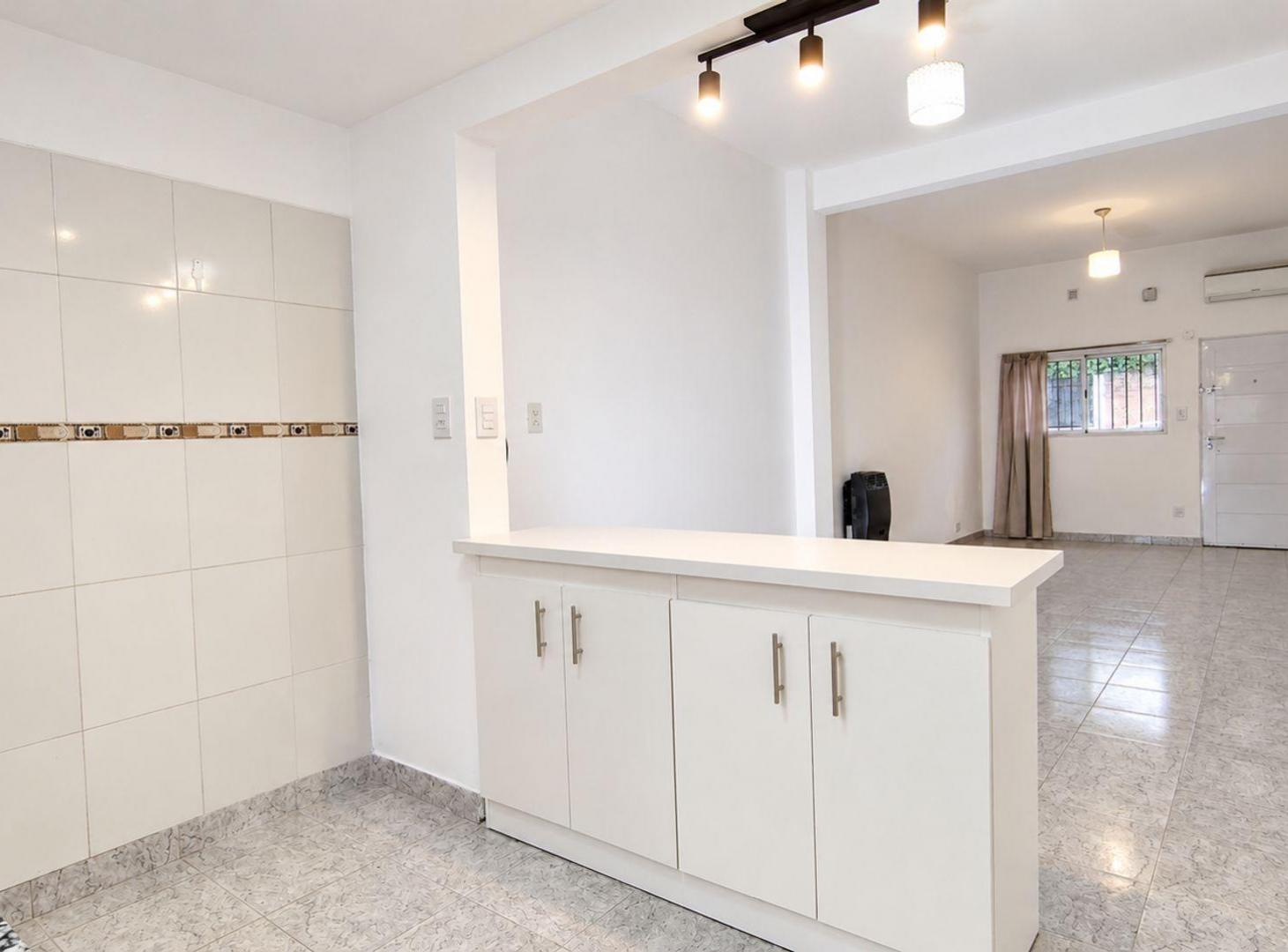 Foto de Venta Comodo PH 3 Ambientes Planta Baja Ballester, imagen 4