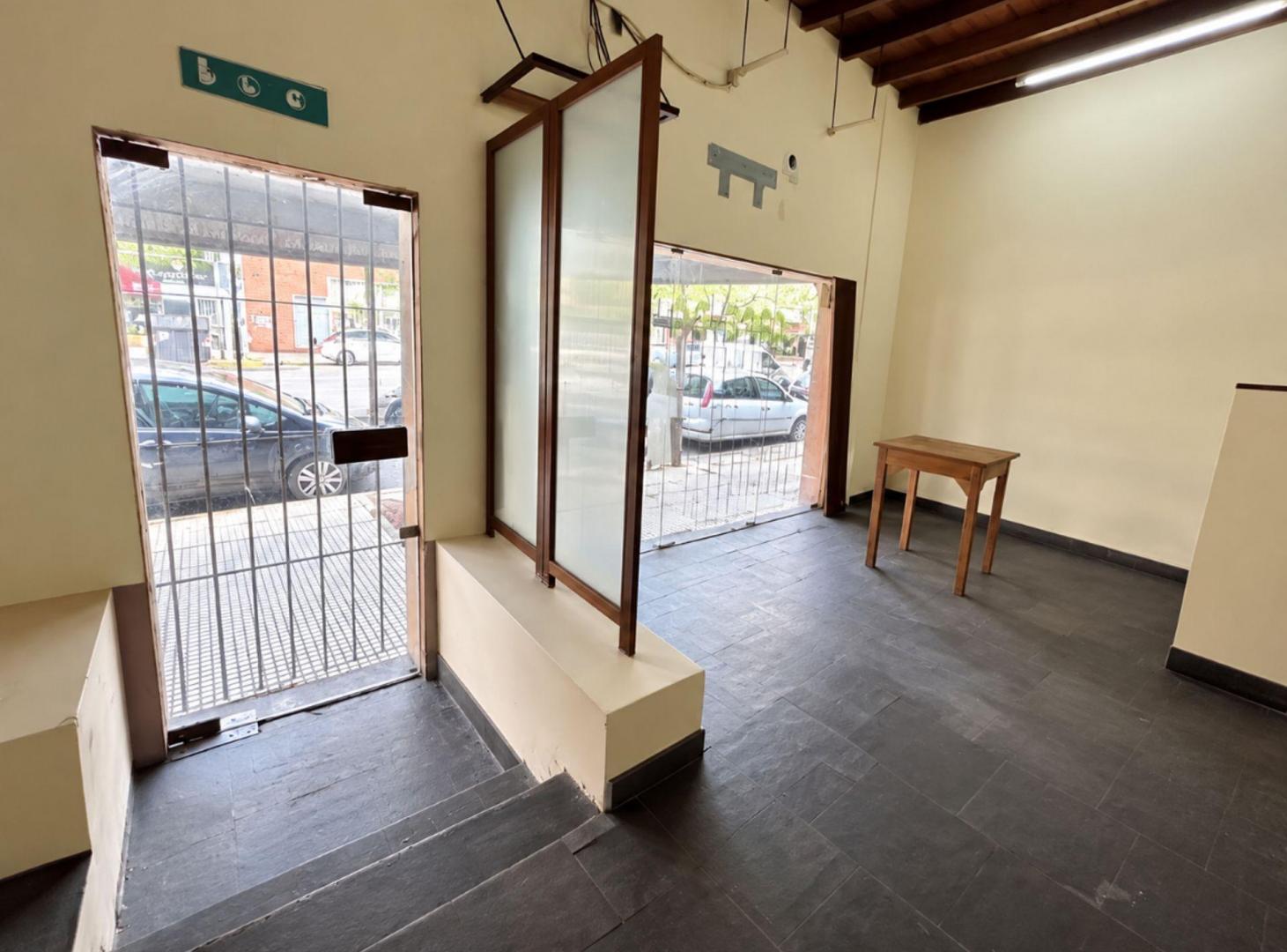 Foto de VENTA LOCAL COMERCIAL LOTE PROPIO SAN CRISTOBAL, imagen 5