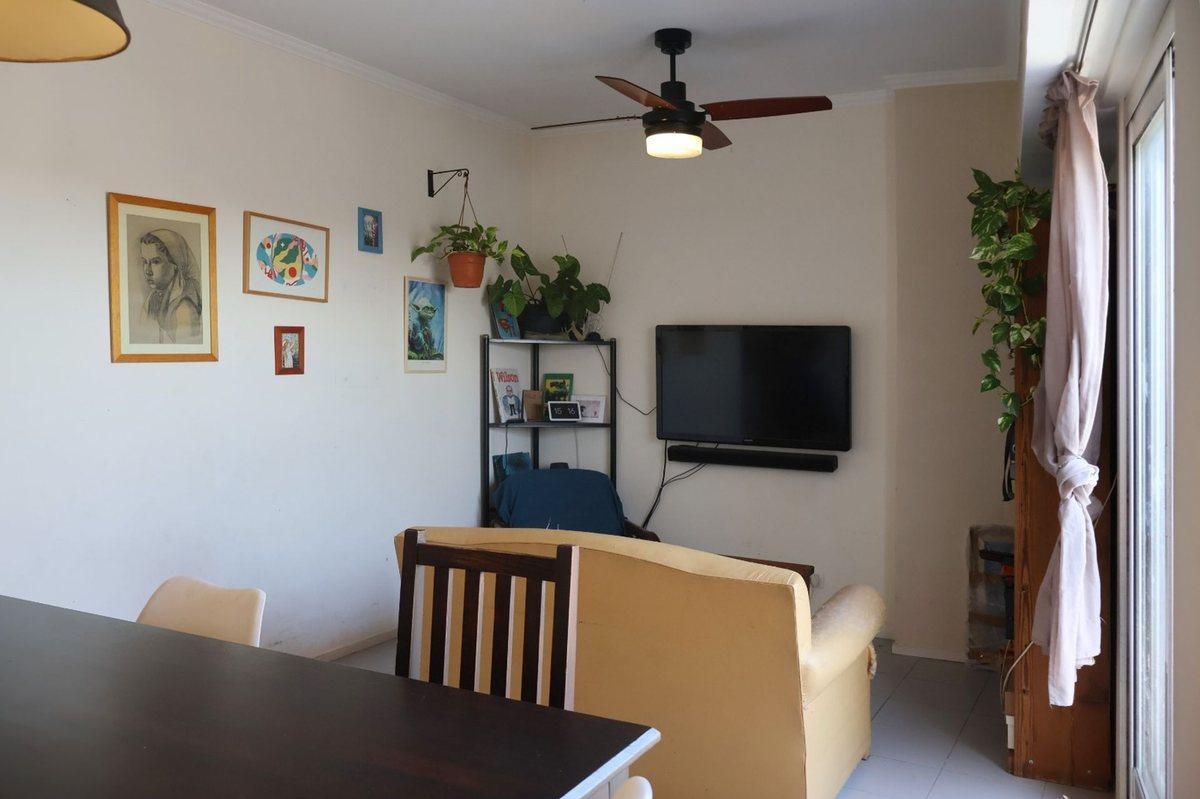 Foto de VENTA DPTO 3 AMB C/DEPENDENCIA - MONTE CASTRO, imagen 4
