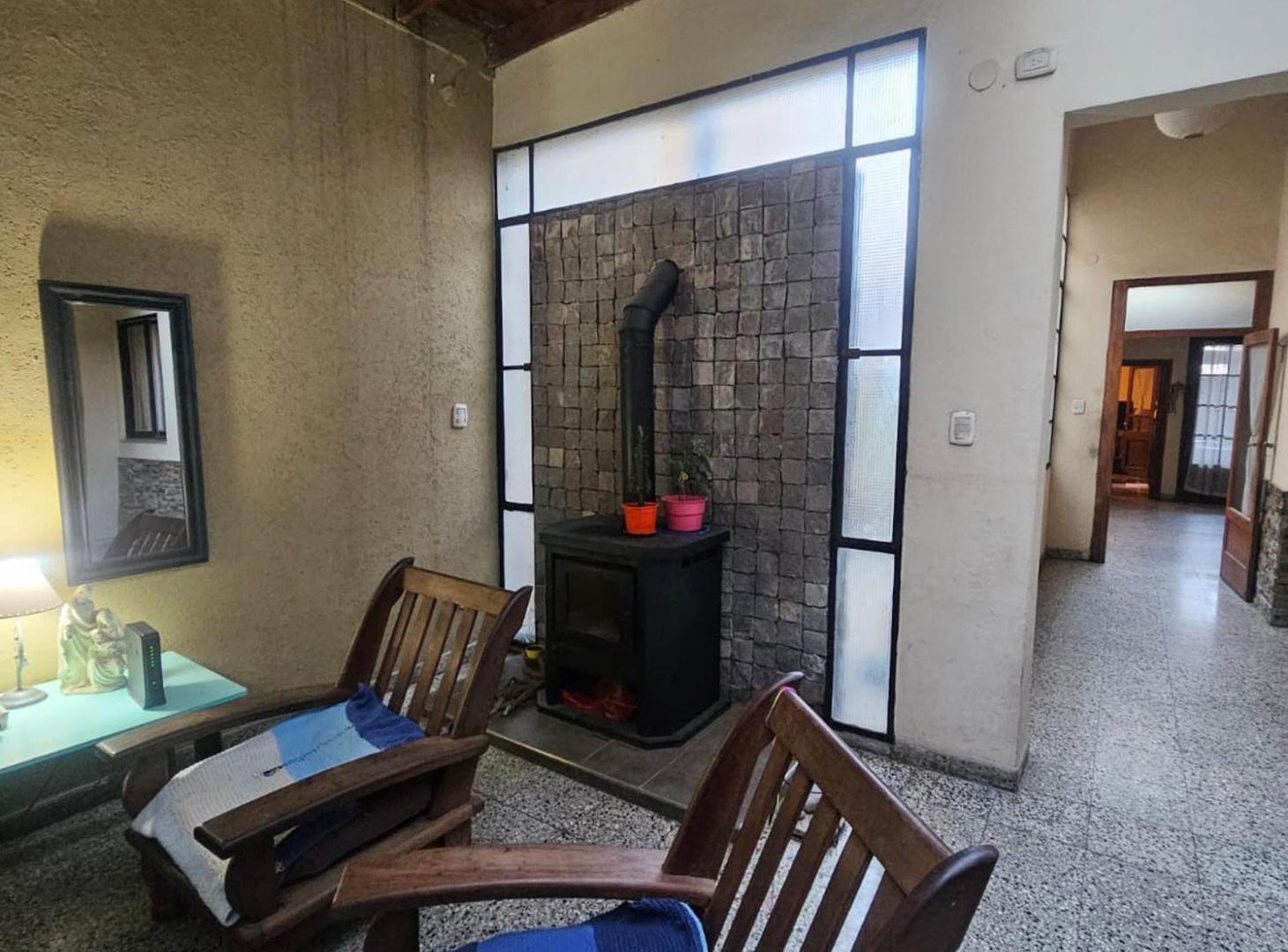 Foto de VENTA CASA 7 AMB. C/ GARAGE - FLORESTA/VILLA LURO, imagen 4