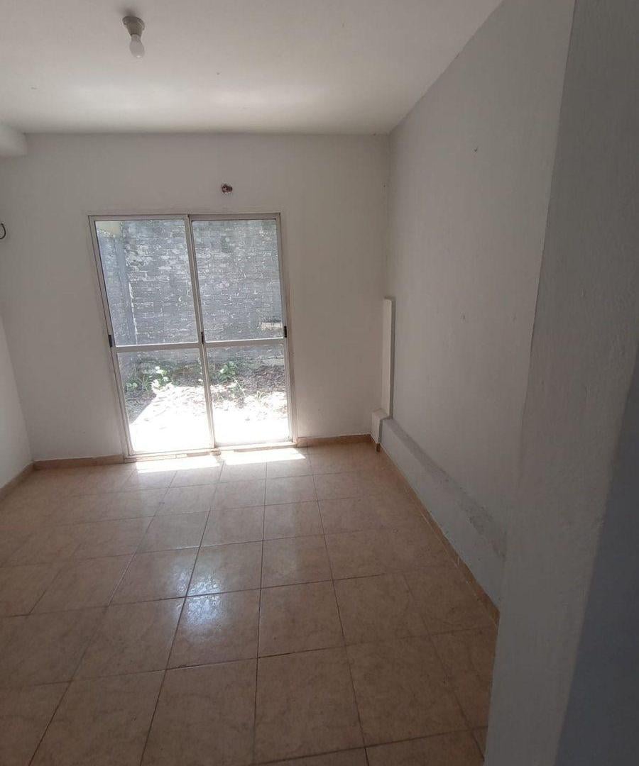 Foto de VENTA PH 3 AMBIENTES CASEROS EN 2 PLANTAS C/PATIO, imagen 4
