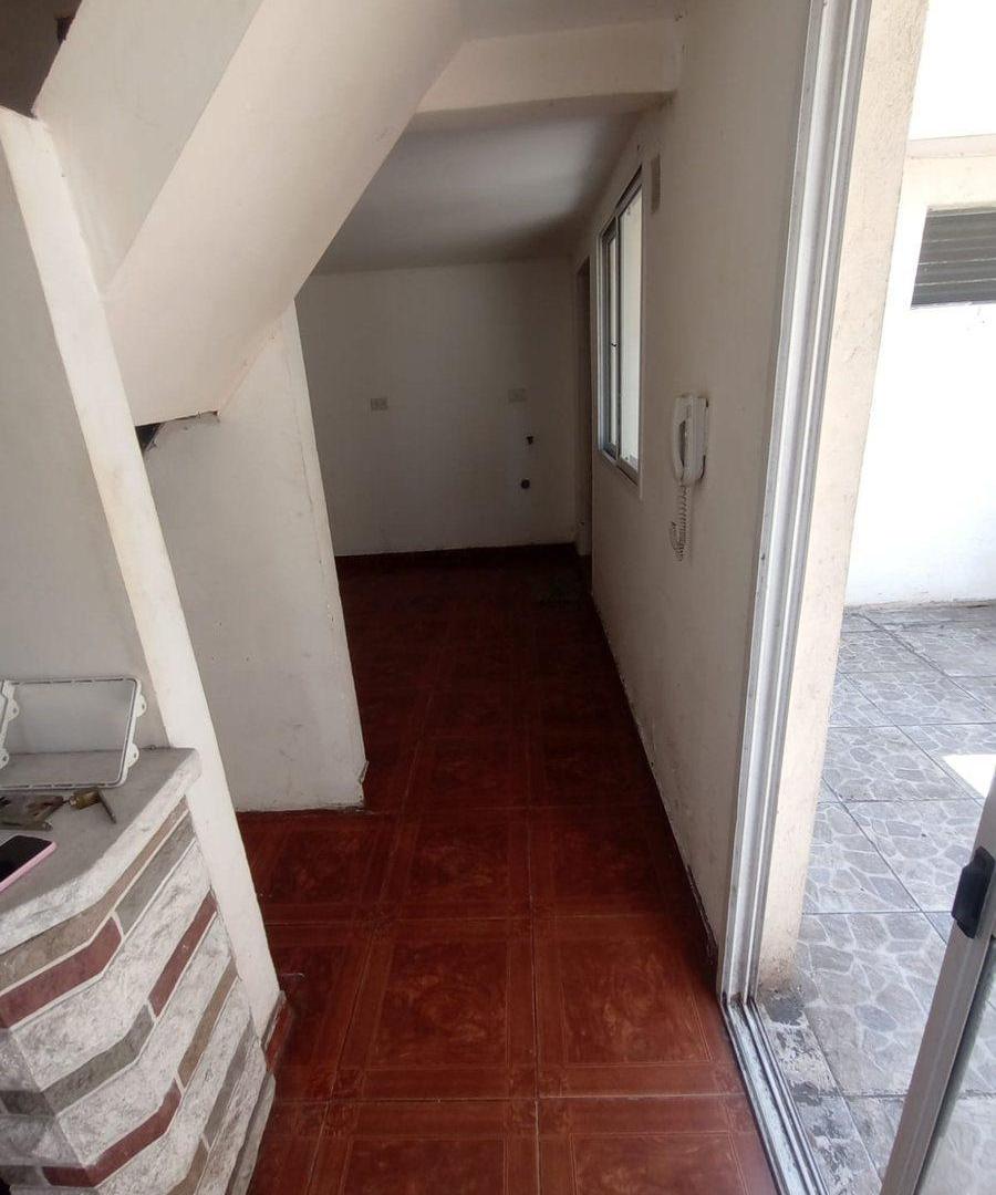 Foto de VENTA PH 3 AMBIENTES CASEROS EN 2 PLANTAS, imagen 2