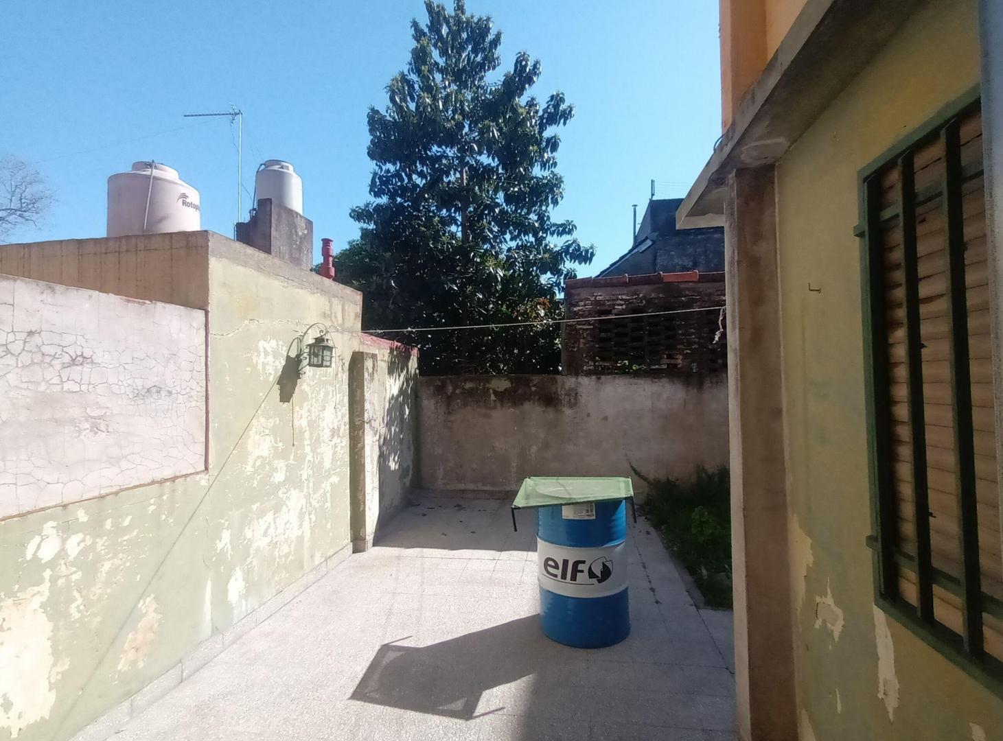 Foto de VENTA LOTE PROPIO EN CASEROS 195 METROS TOTALES, imagen 3