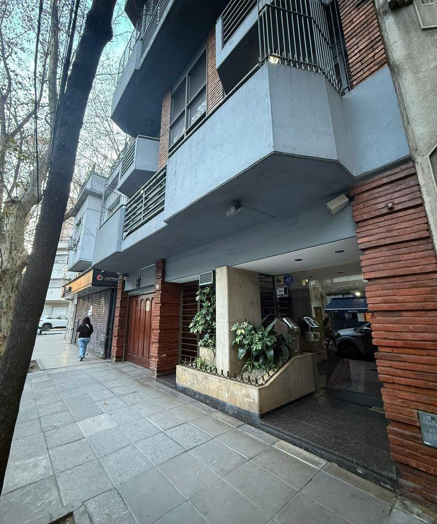 Foto de DEPARTAMENTO DUPLEX EN VENTA CABALLITO, imagen 2