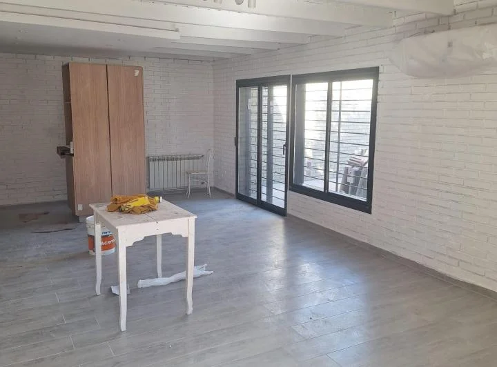 Dueña alquila Deto con Patio y Cochera 3