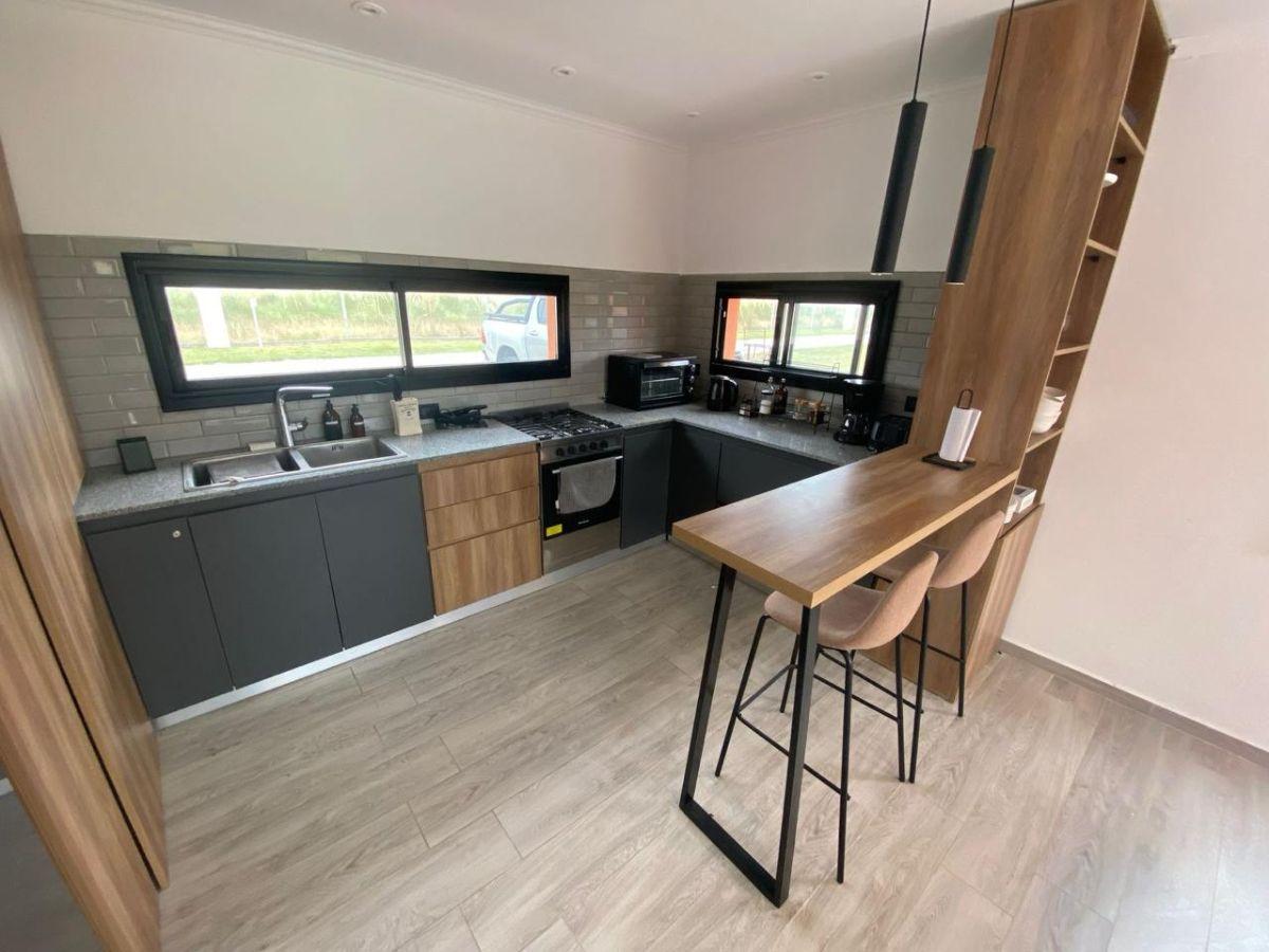 Foto de Chalet 4 ambientes a estrenar en barrio privado, imagen 1