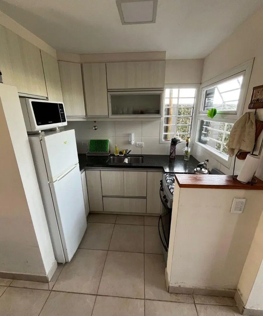 CHALET 4 AMBIENTES A ESTRENAR 3