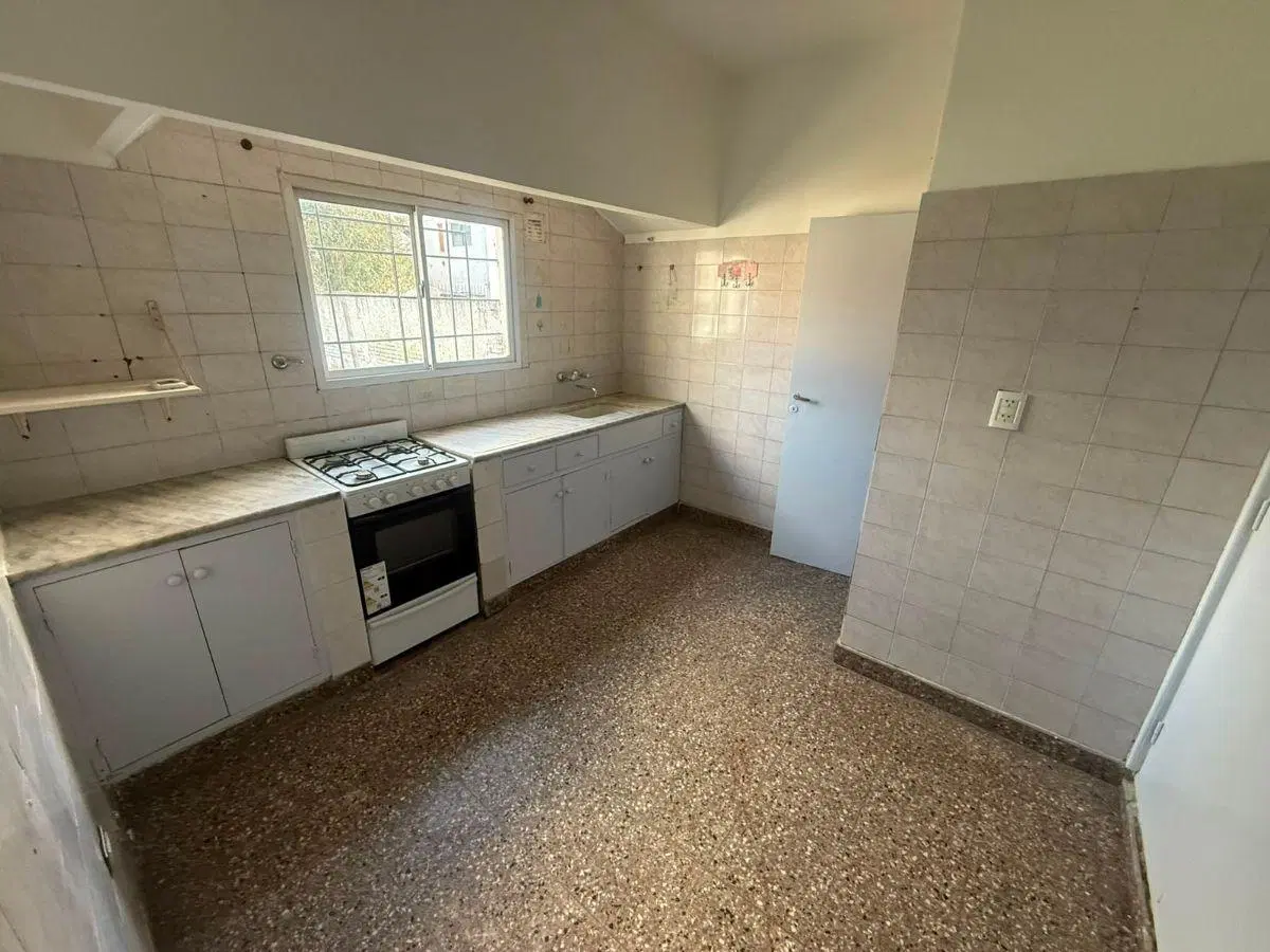 Chalet 3 ambientes en ALQUILER PARQUE LURO 2