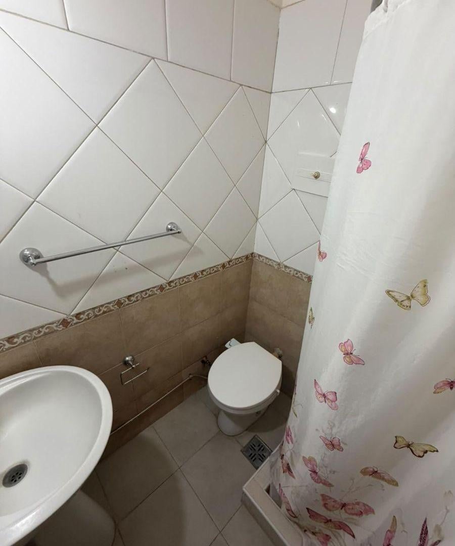Foto de Departamento 1 ambiente a la calle, imagen 3