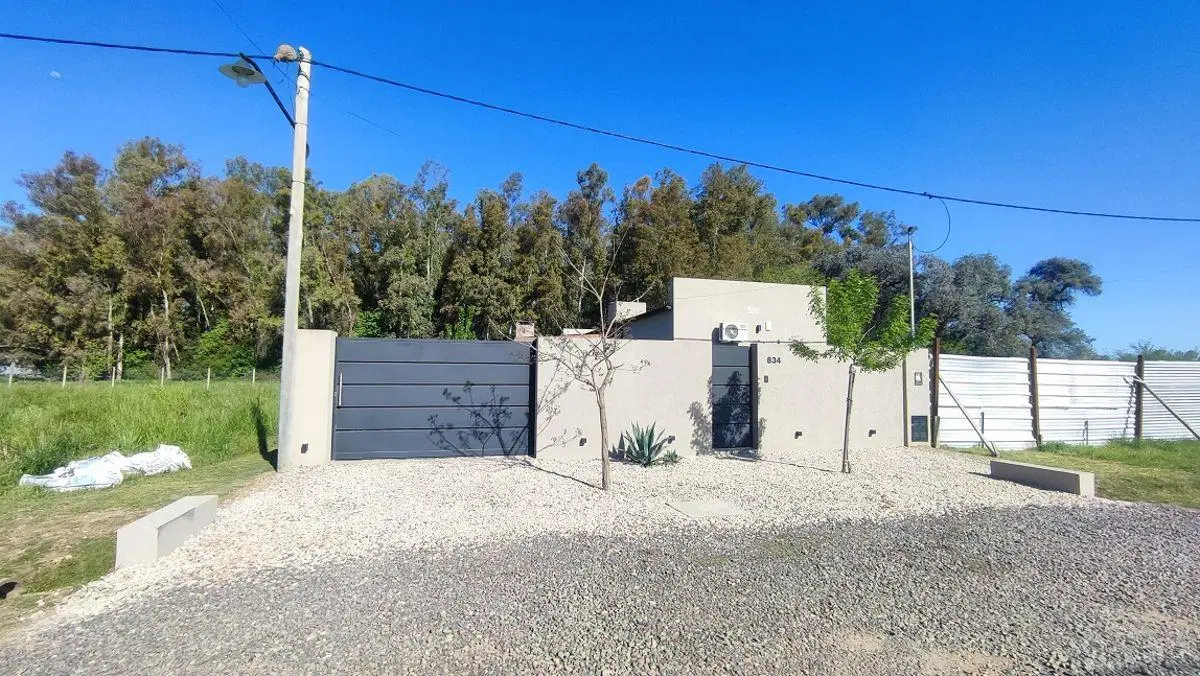 Casaquinta a estrenar - Barrio Los Alamos 5