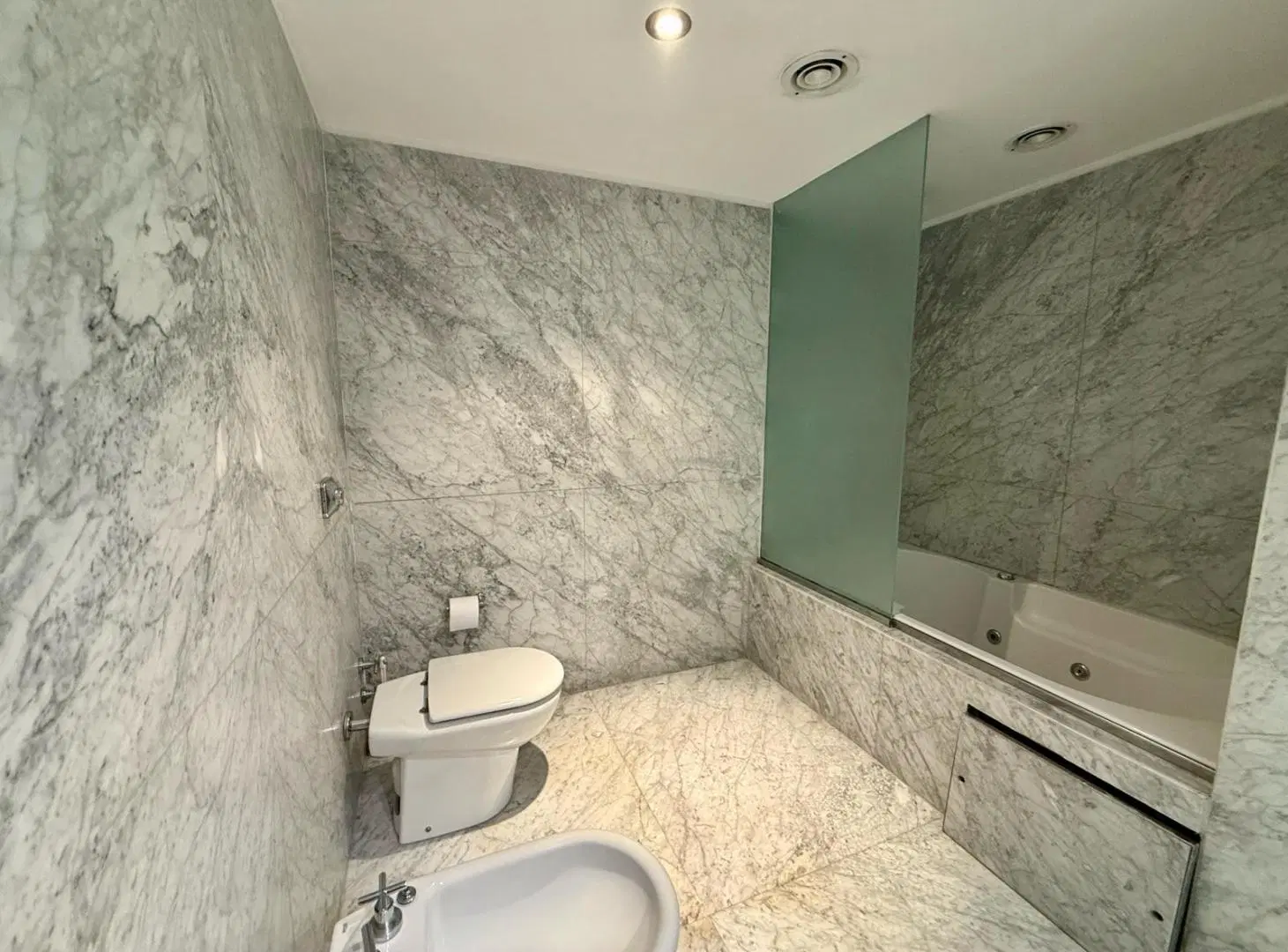 Departamento amoblado en alquiler 2 amb con cochera y expensas incluidas. 2