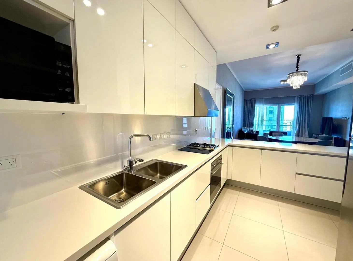 Departamento en alquiler 2 Amb con cochera Alvear Tower. 5