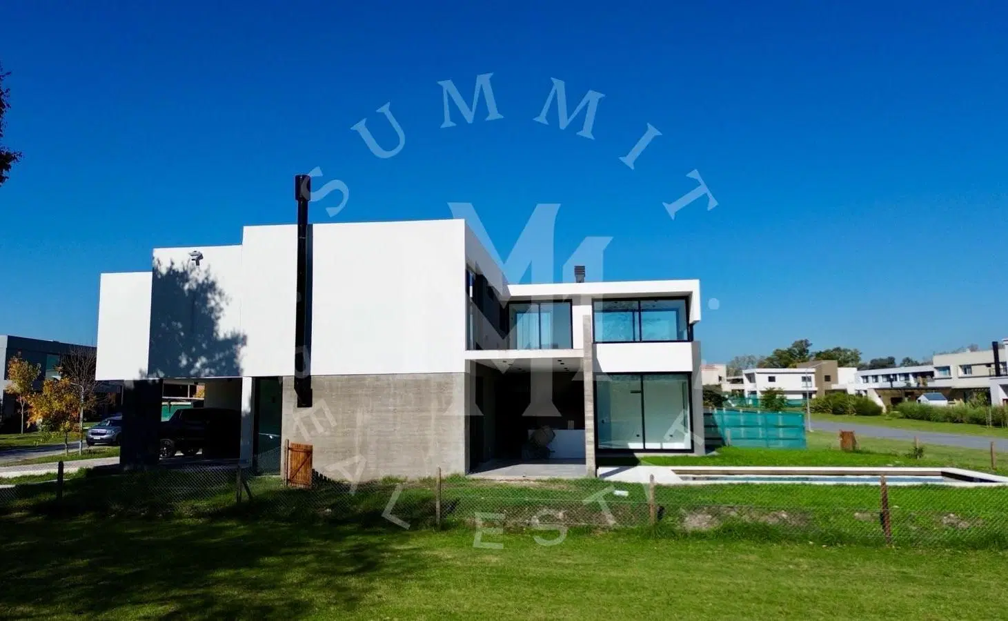 Casa a estrenar en Venta 6 amb con Vistas a la laguna. 2