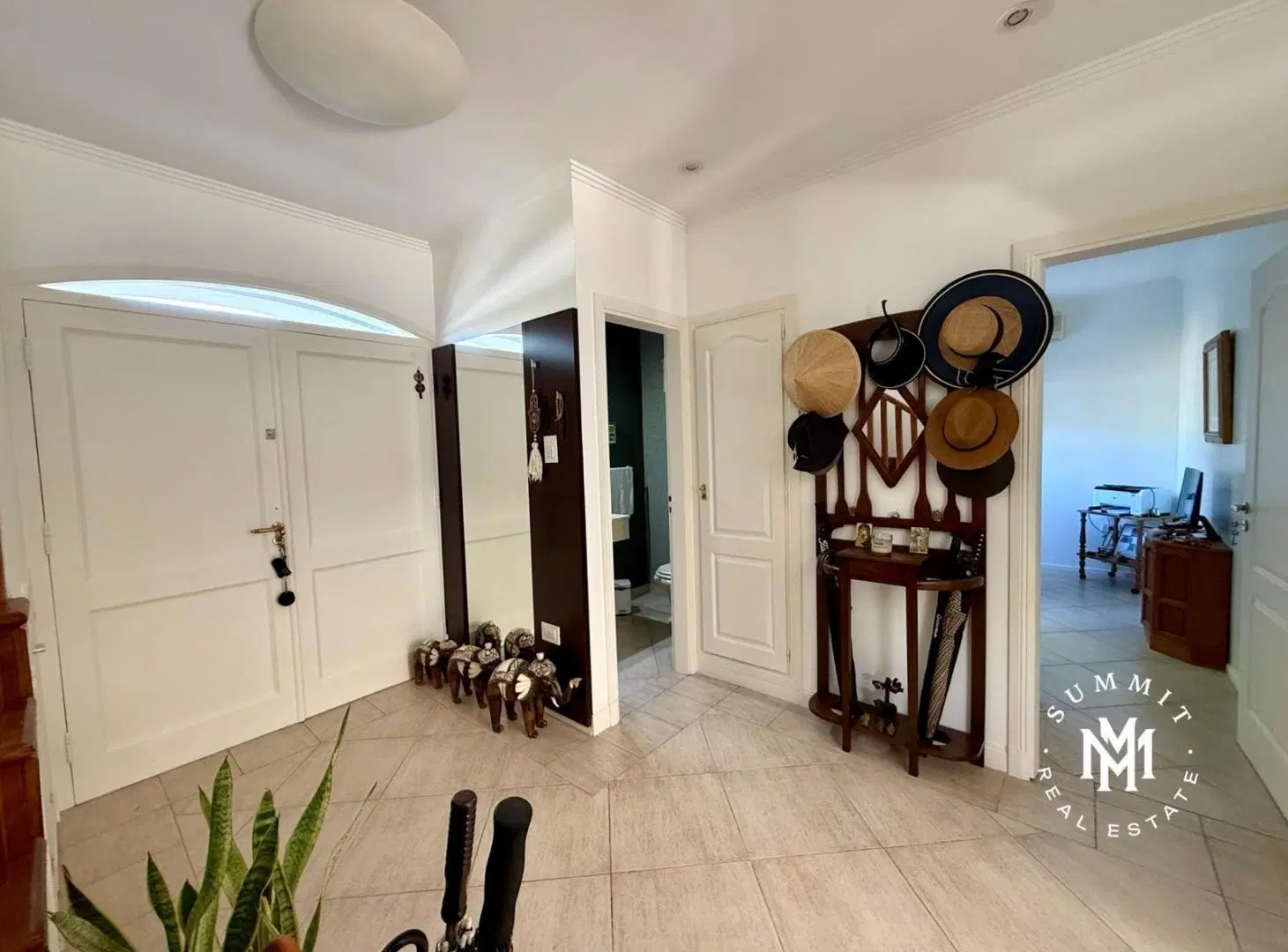 Casa en Venta 5 amb con cochera cerrada. 1
