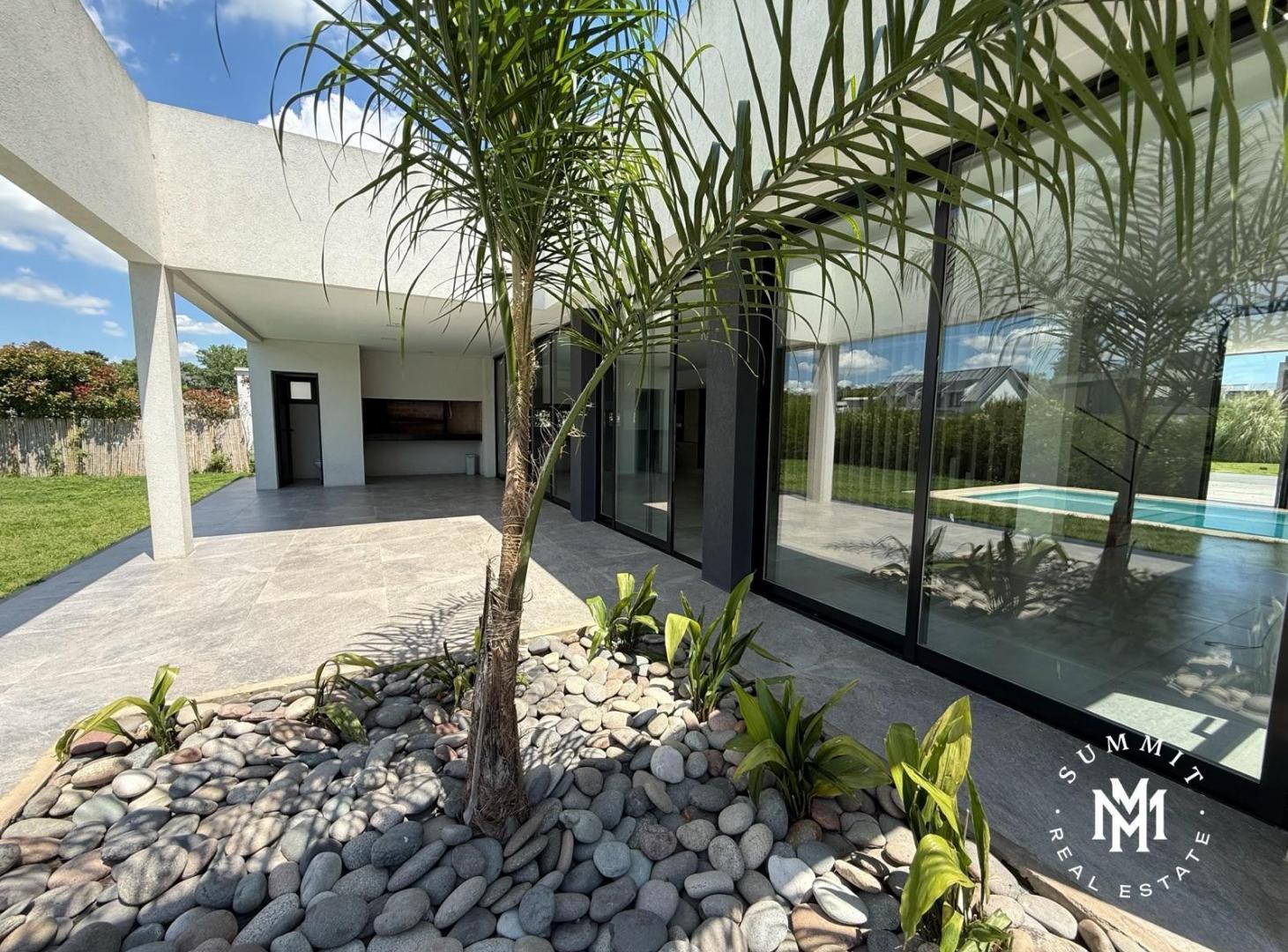Foto de Casa en Greenville Venta 5 amb a estrenar., imagen 2