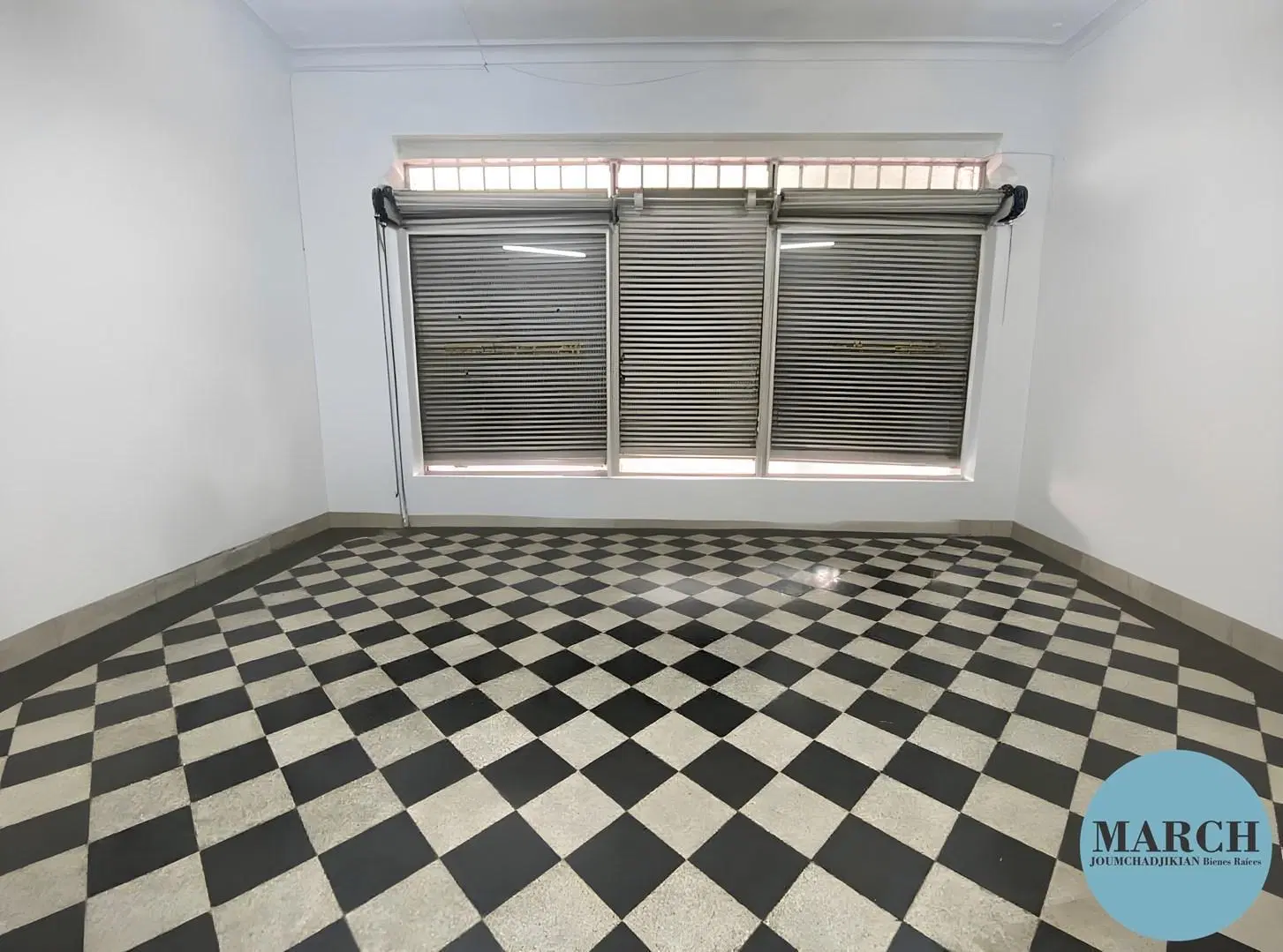 LOCAL EN VENTA VILLA URQUIZA CON CASA 5