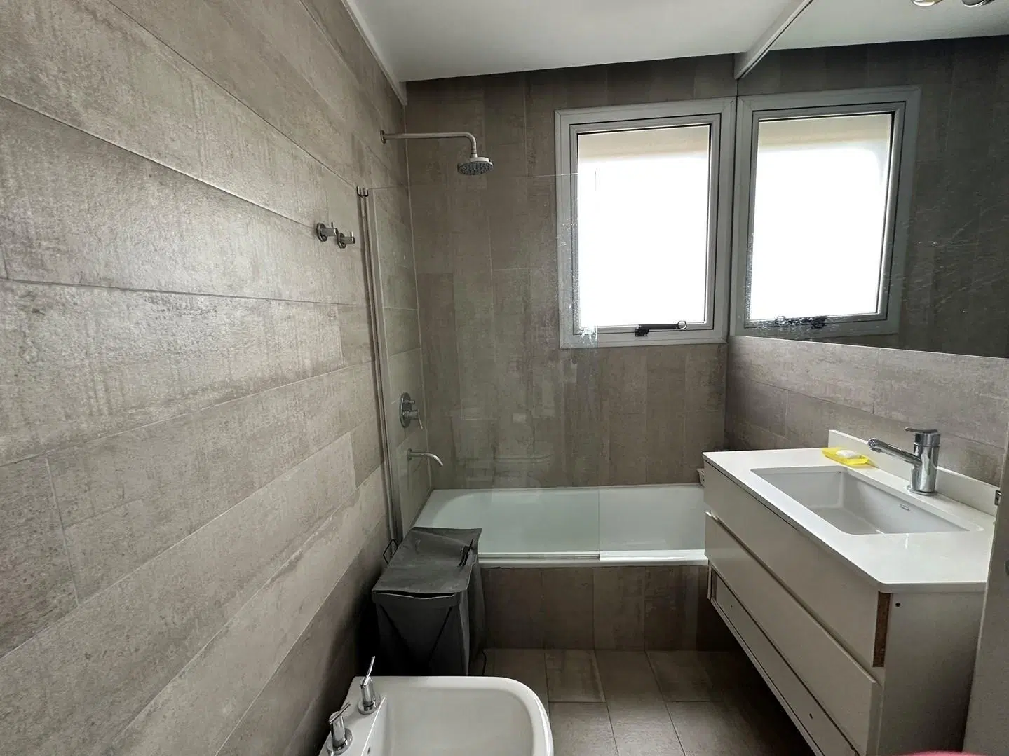Venta Dúplex 5 ambientes en Coghlan con terraza quincho y 2 cocheras 3