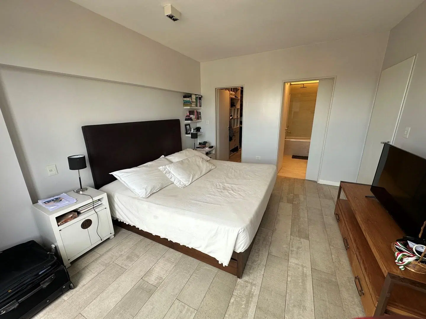 Venta Dúplex 5 ambientes en Coghlan con terraza quincho y 2 cocheras 4