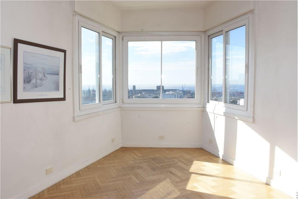 Venta Depto 4 ambientes Retiro Edificio Kavanagh Piso alto